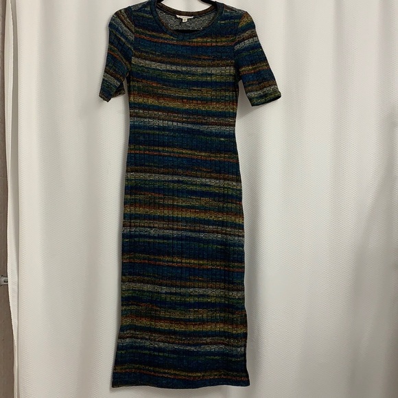 Long Dress - Picture 8 of 8